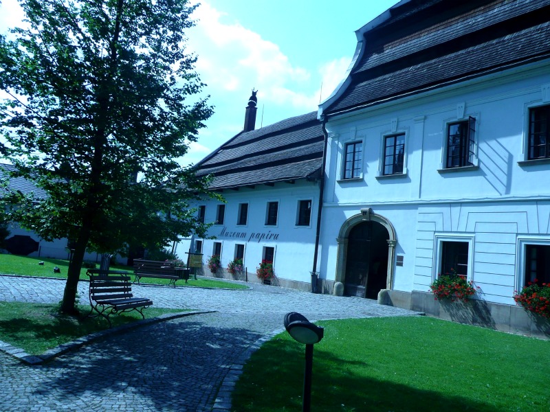 Papírna (1)